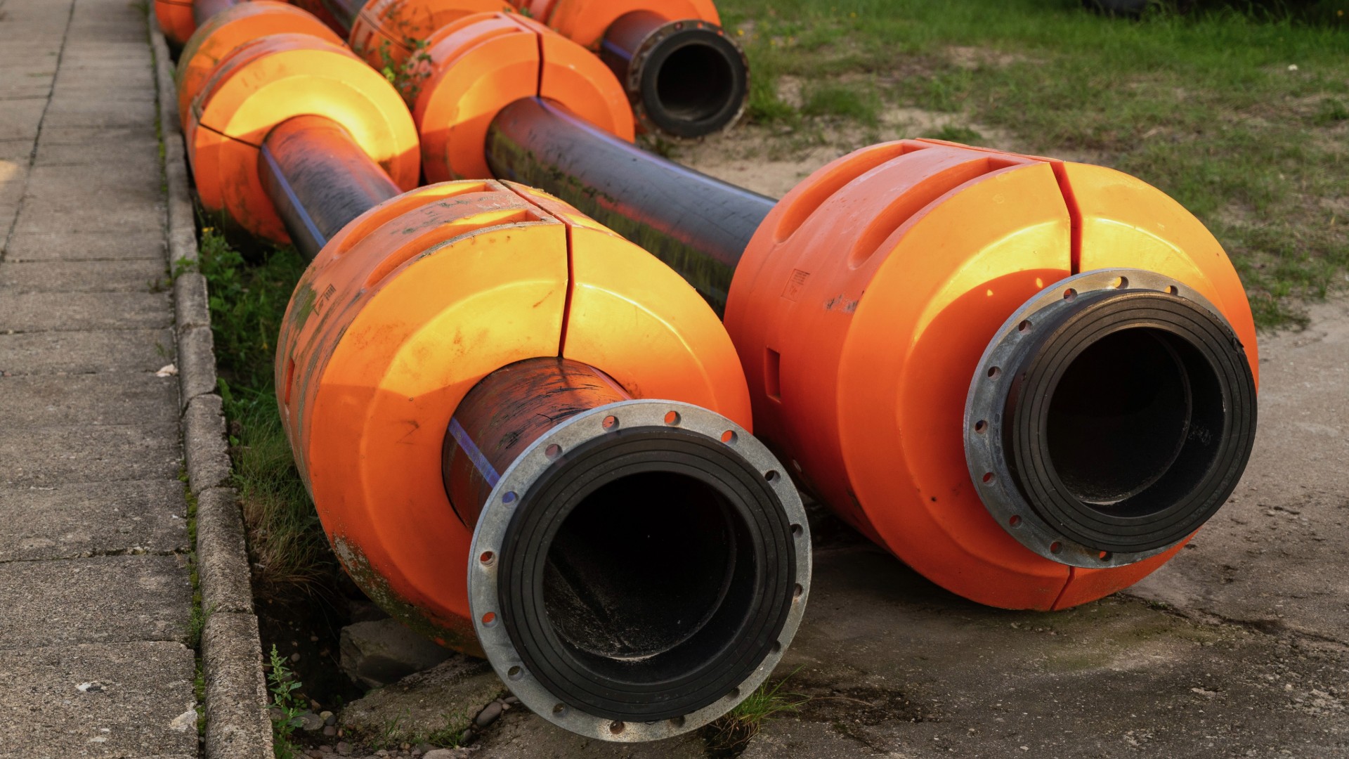 How Dredging Demands Challenge Pipe Performance and Longevity